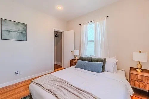 5 bed, 2 bath apartment for rent at 27R Albion Unit 2, Spring Hill — photo 13 of 42