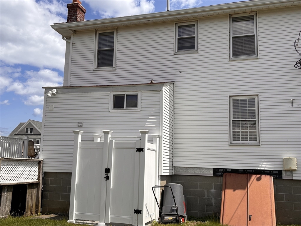 4 bed, 2 bath apartment for rent at 28 13th Rd(winter Rental), Marshfield — photo 3 of 12