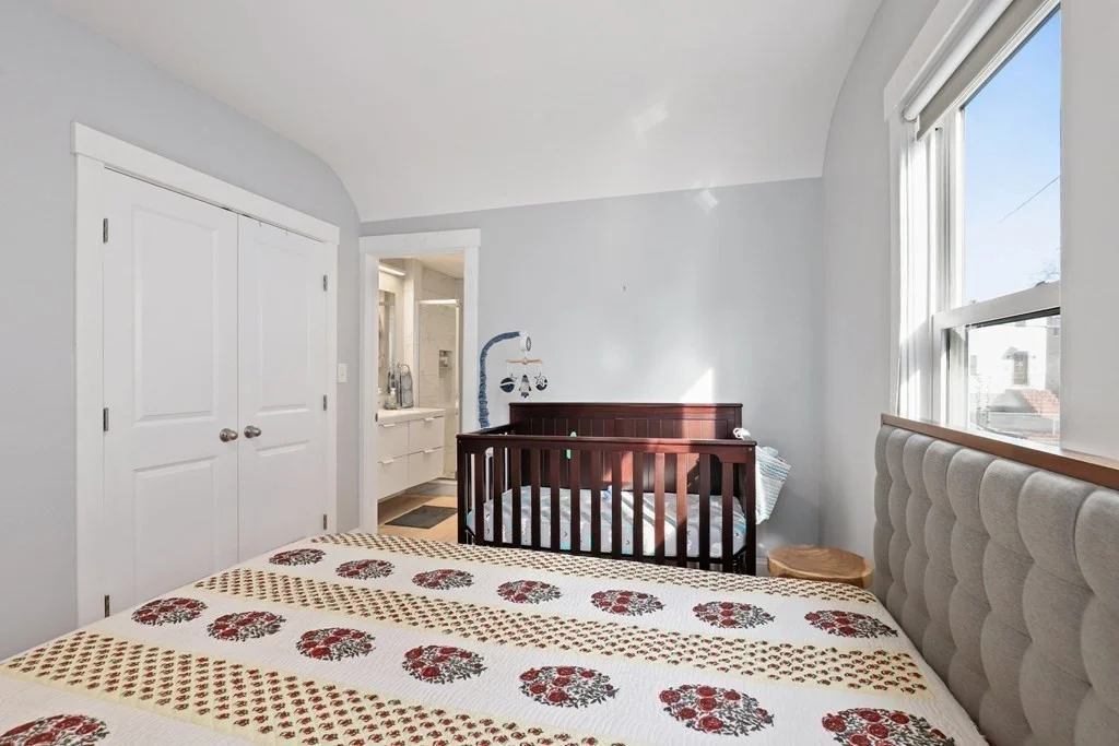 2 bed, 2 bath apartment for rent at 28 2nd St Unit 1, Medford — photo 17 of 26