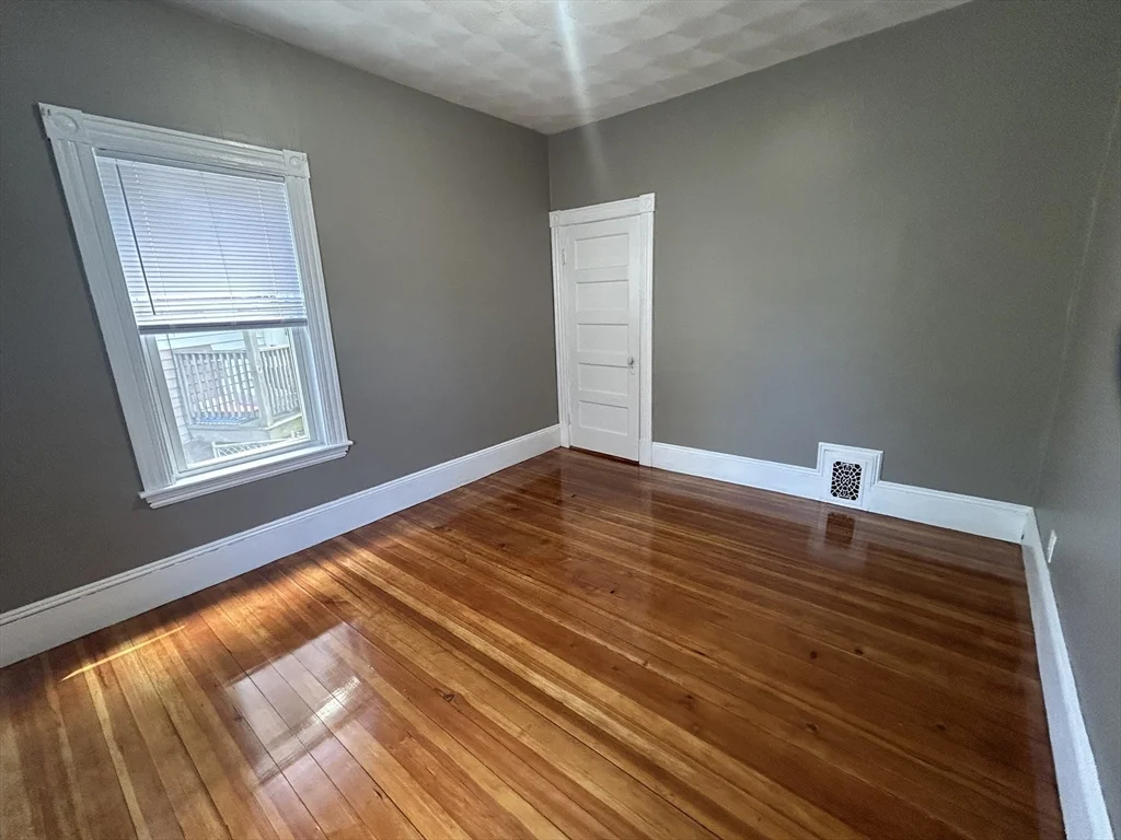 3 bed, 1 bath apartment for rent at 28-30 Harvey St Unit 1, Everett — photo 8 of 14
