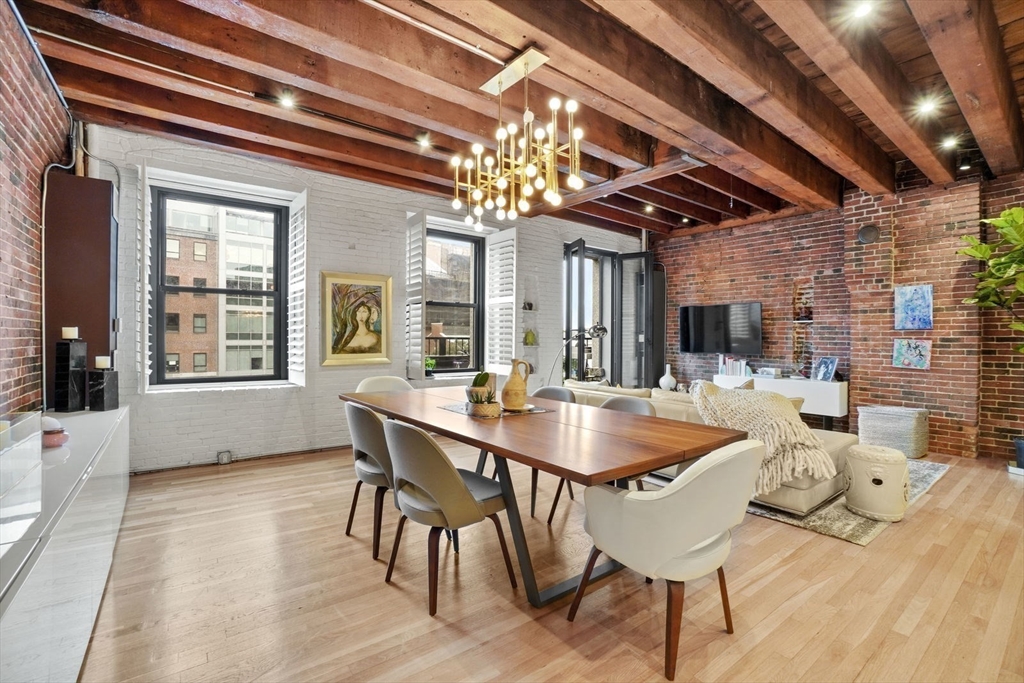 3 bed, 2 bath apartment for rent at 28 Atlantic Ave Unit 317, Waterfront — photo 9 of 35