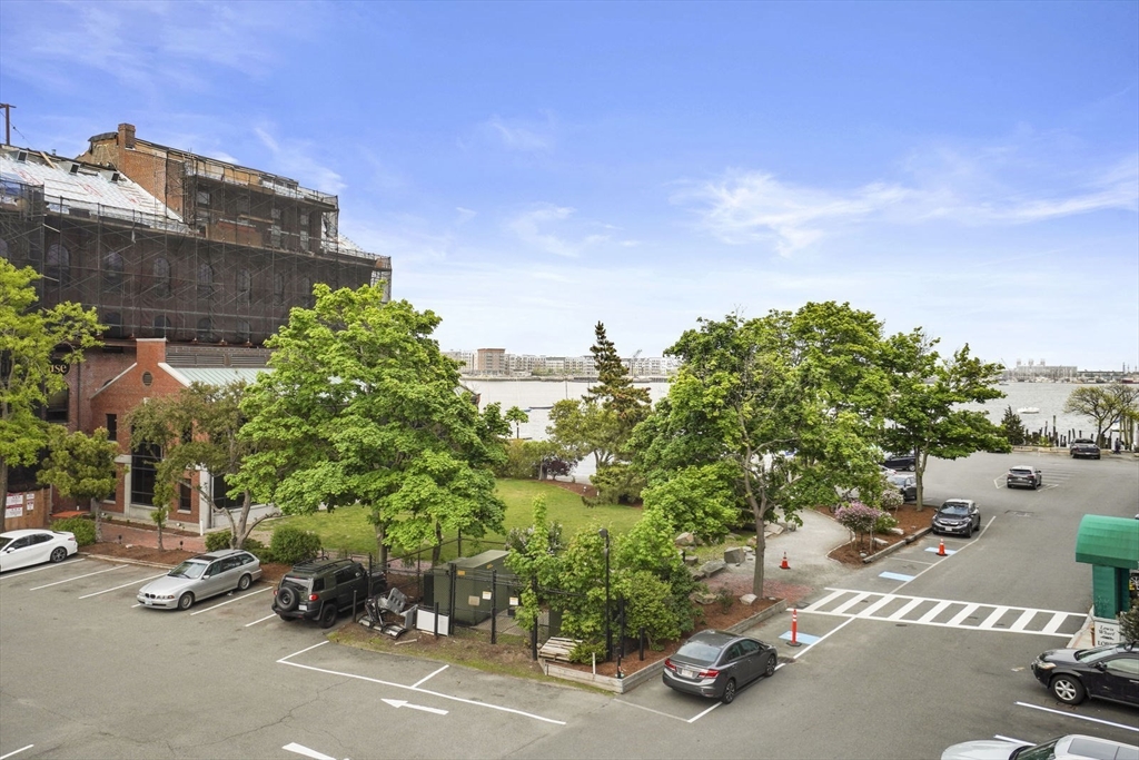 3 bed, 2 bath apartment for rent at 28 Atlantic Ave Unit 317, Waterfront — photo 33 of 35