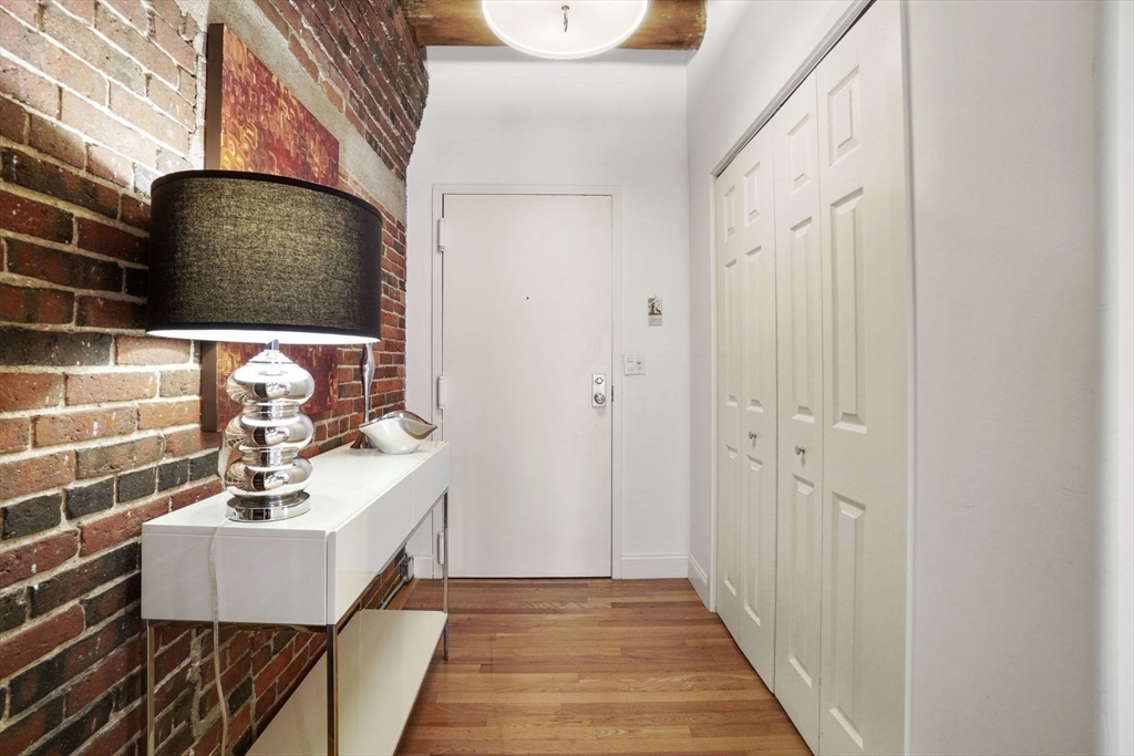 3 bed, 2 bath apartment for rent at 28 Atlantic Ave Unit 317, Waterfront — photo 19 of 35