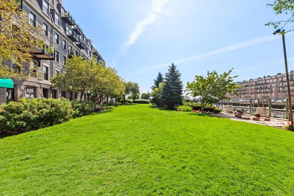 1 bed, 1 bath apartment for rent at 28-32 Atlantic Ave Unit 618, Waterfront — photo 11 of 12