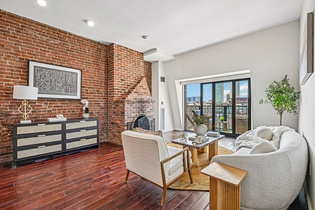 2 bed, 2 bath apartment for rent at 28-32 Atlantic Ave Unit 628, North End — photo 7 of 29