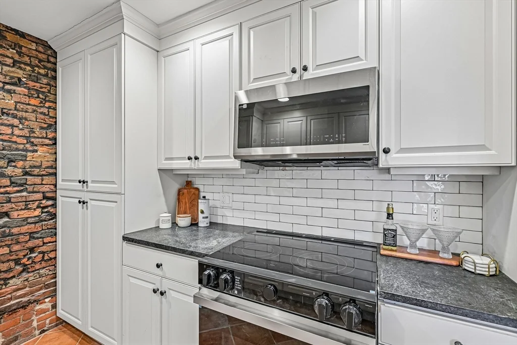 2 bed, 2 bath apartment for rent at 28-32 Atlantic Ave Unit 628, North End — photo 11 of 29