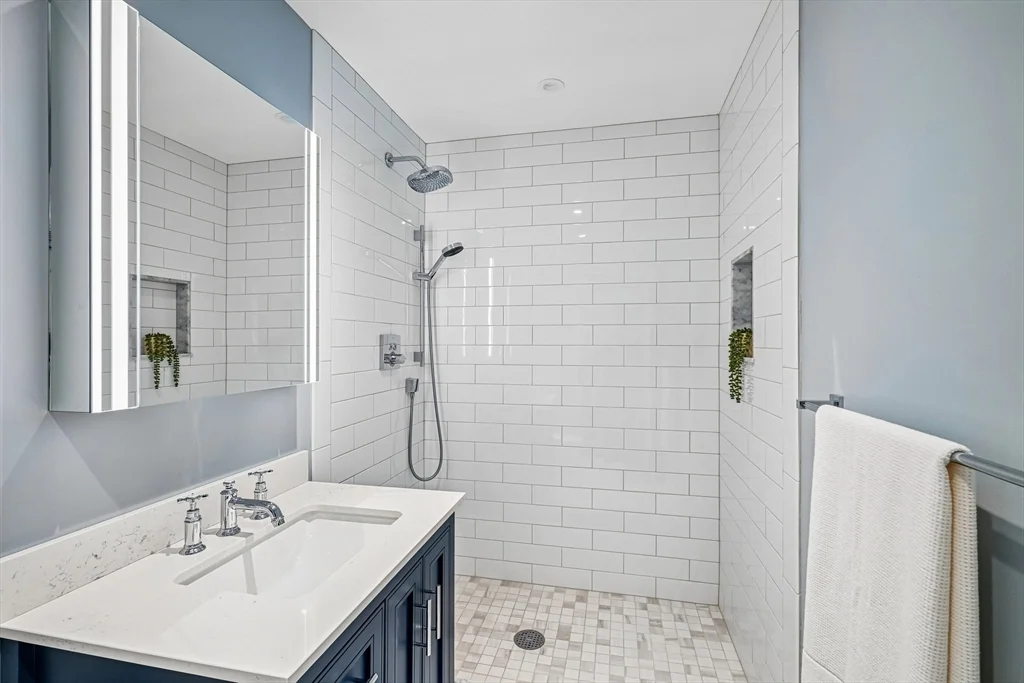 2 bed, 2 bath apartment for rent at 28-32 Atlantic Ave Unit 628, North End — photo 16 of 29