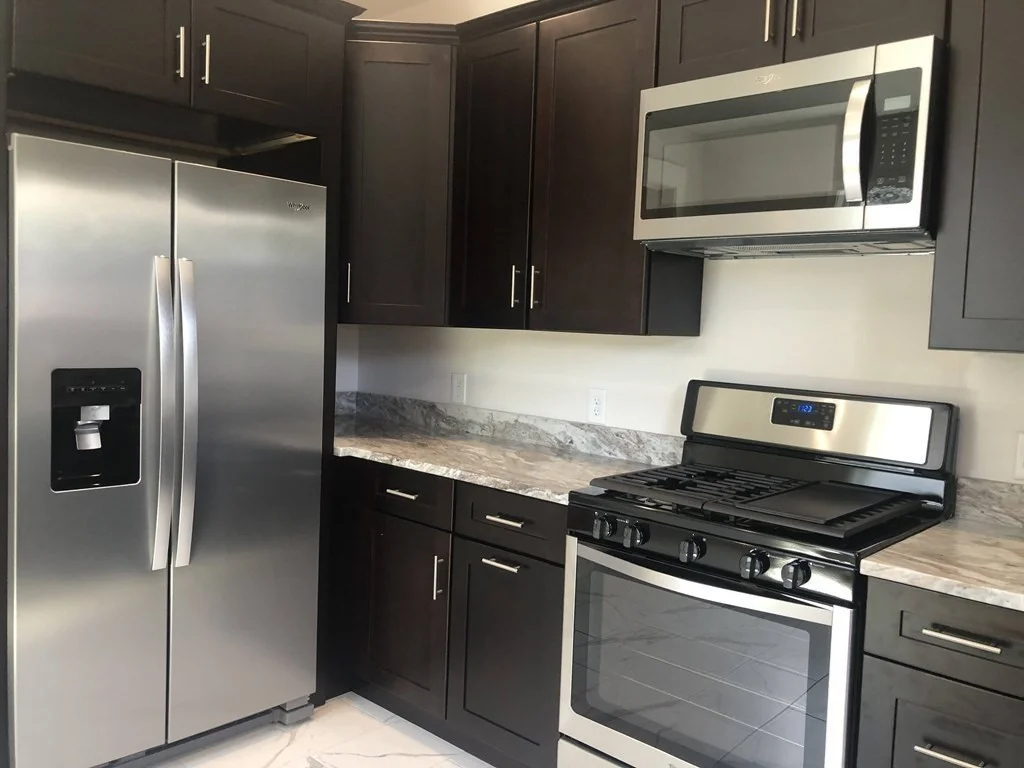 3 bed, 1 bath apartment for rent at 28-32 Calvary St Unit 32, Waltham — photo 2 of 29