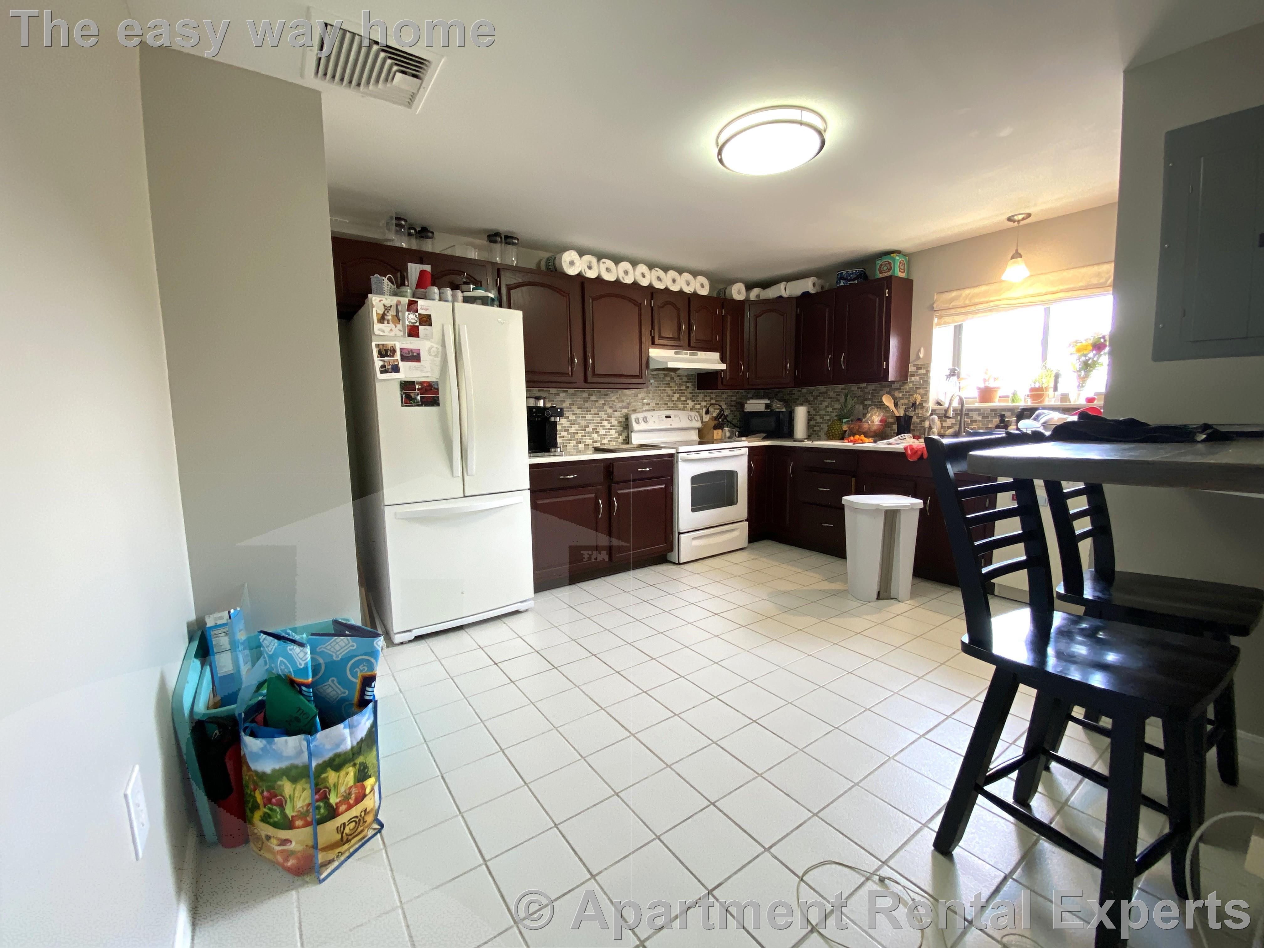 2 bed, 2 bath apartment for rent at 28 9th St Unit 701, Wellington — photo 4 of 27