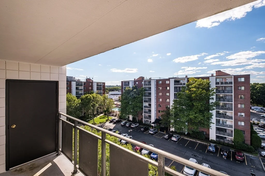 2 bed, 2 bath apartment for rent at 28 9th St Unit 707, Medford — photo 6 of 10