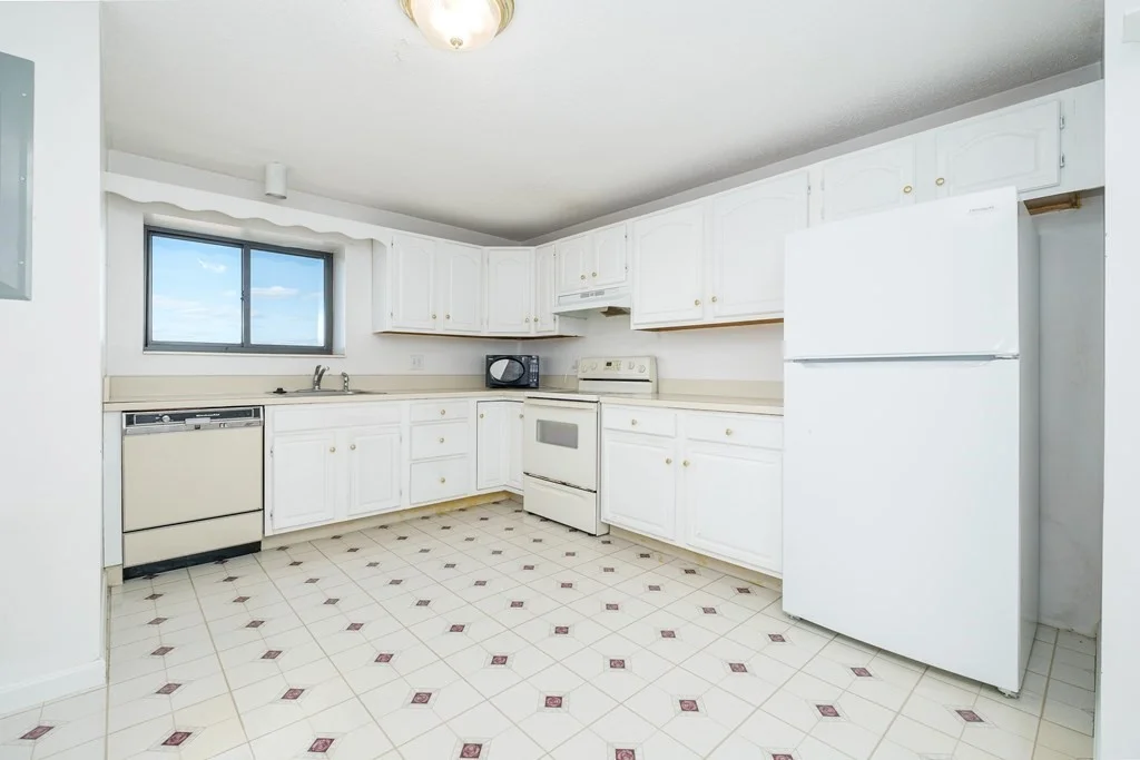 2 bed, 2 bath apartment for rent at 28 9th St Unit 707, Medford — photo 8 of 10