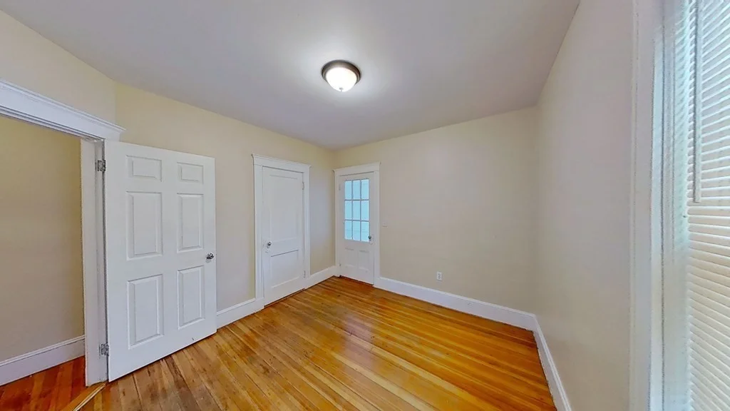 3 bed, 1 bath apartment for rent at 28 Aberdeen Rd Unit 2, Milton — photo 13 of 17