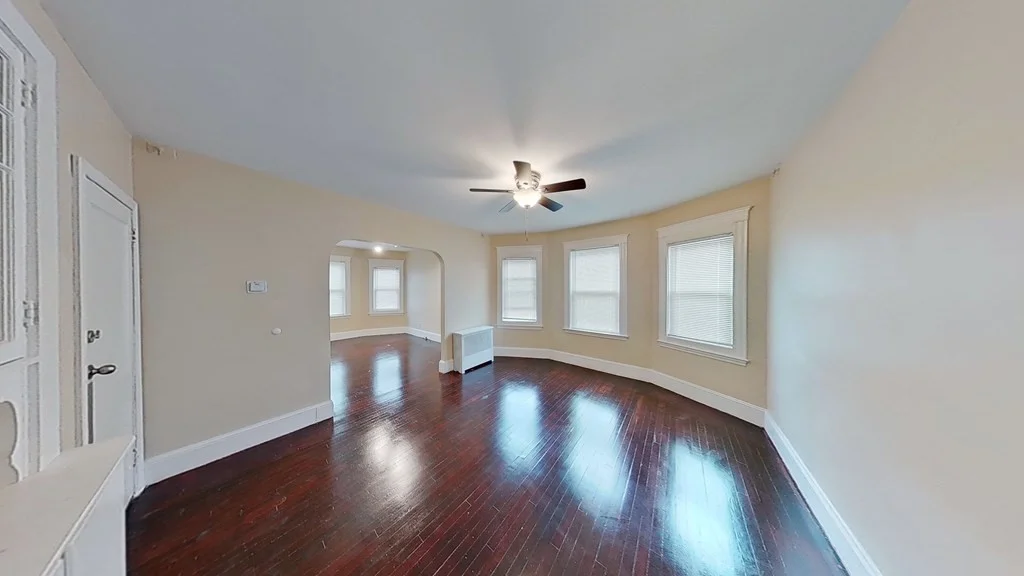 3 bed, 1 bath apartment for rent at 28 Aberdeen Rd Unit 2, Milton — photo 5 of 17