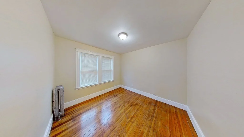 3 bed, 1 bath apartment for rent at 28 Aberdeen Rd Unit 2, Milton — photo 15 of 17
