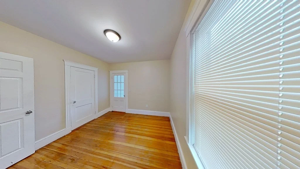 3 bed, 1 bath apartment for rent at 28 Aberdeen Rd Unit 2, Milton — photo 14 of 17