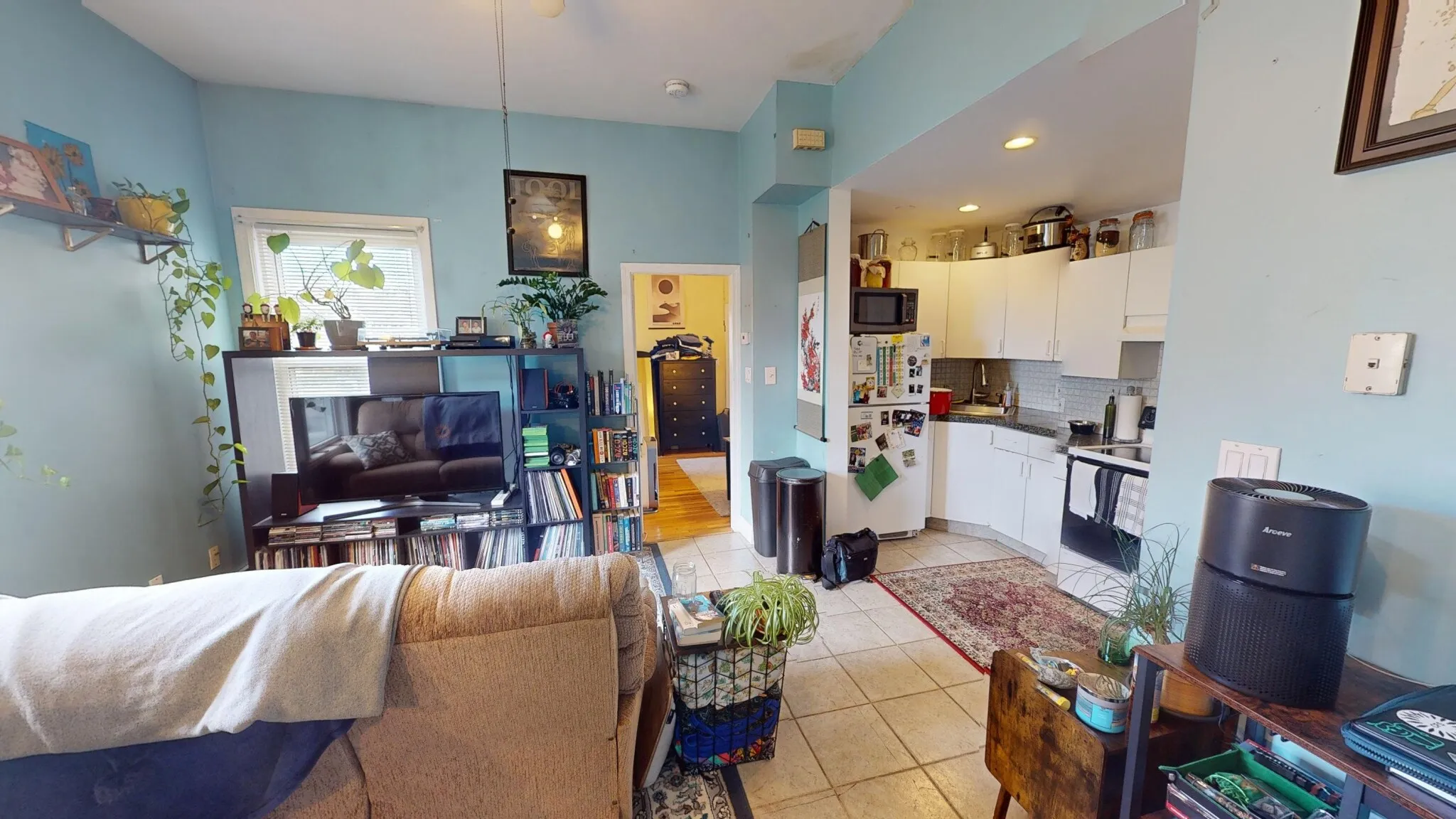 1 bed, 1 bath apartment for rent at 28 Academy Hill Rd Unit 1R, Brighton — photo 1 of 11