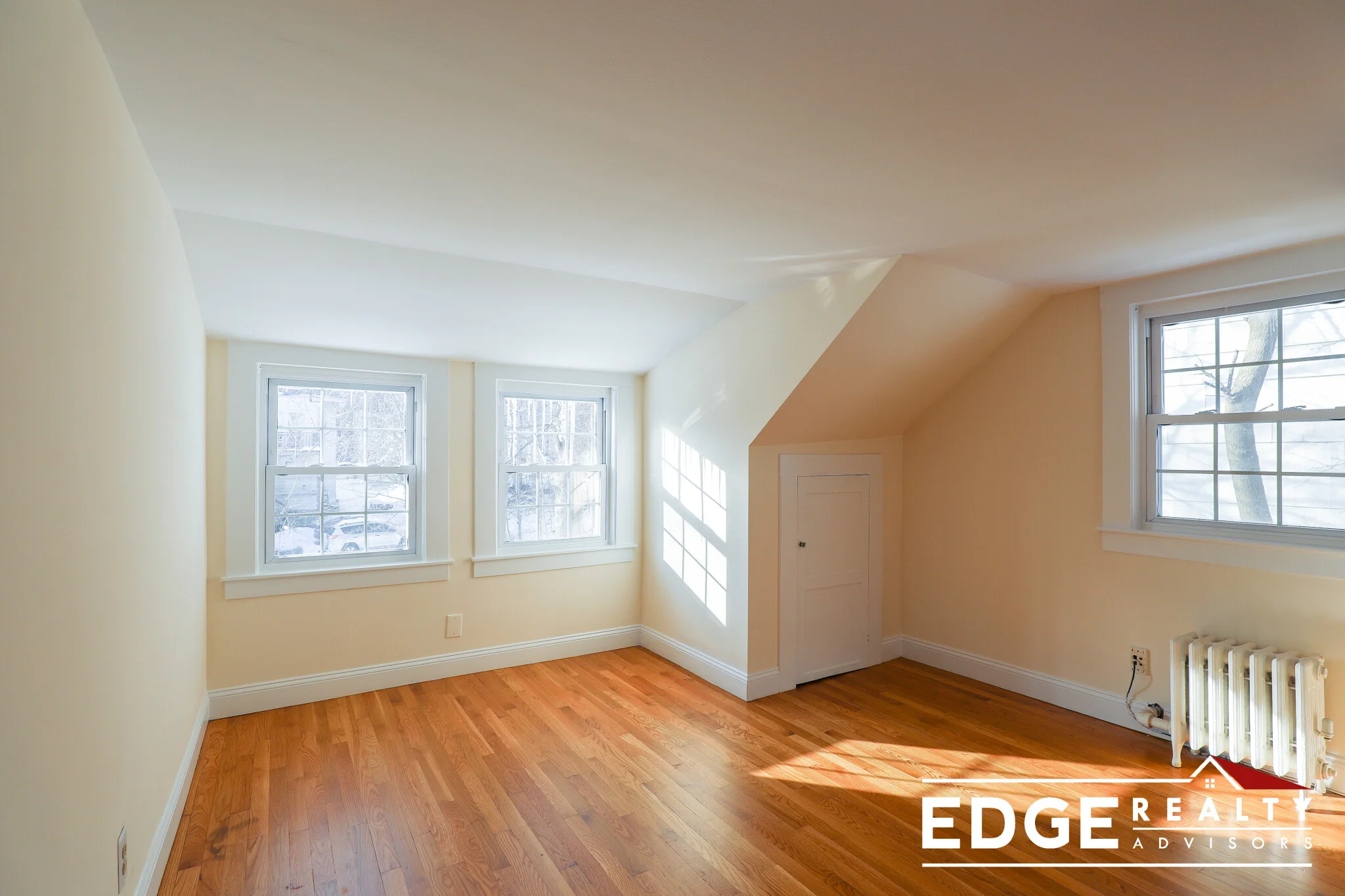 4 bed, 2 bath apartment for rent at 28 Adair Rd Unit 1, Brighton — photo 8 of 10