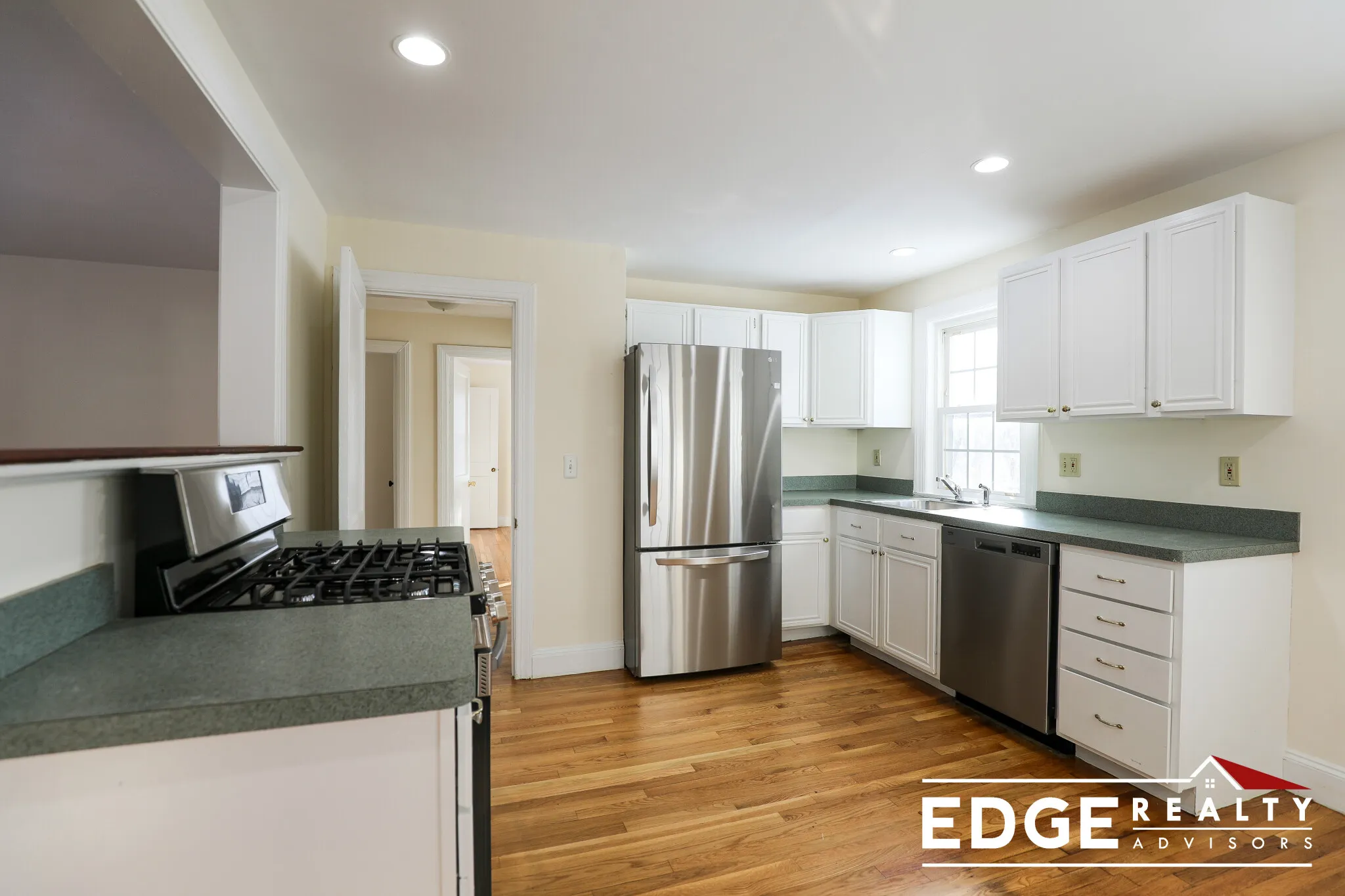 4 bed, 2 bath apartment for rent at 28 Adair Rd Unit 1, Brighton — photo 2 of 10