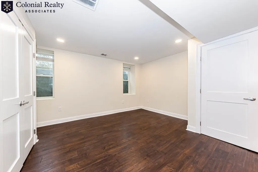 4 bed, 4+ bath apartment for rent at 28 Albion St Unit 01, South Medford — photo 19 of 38
