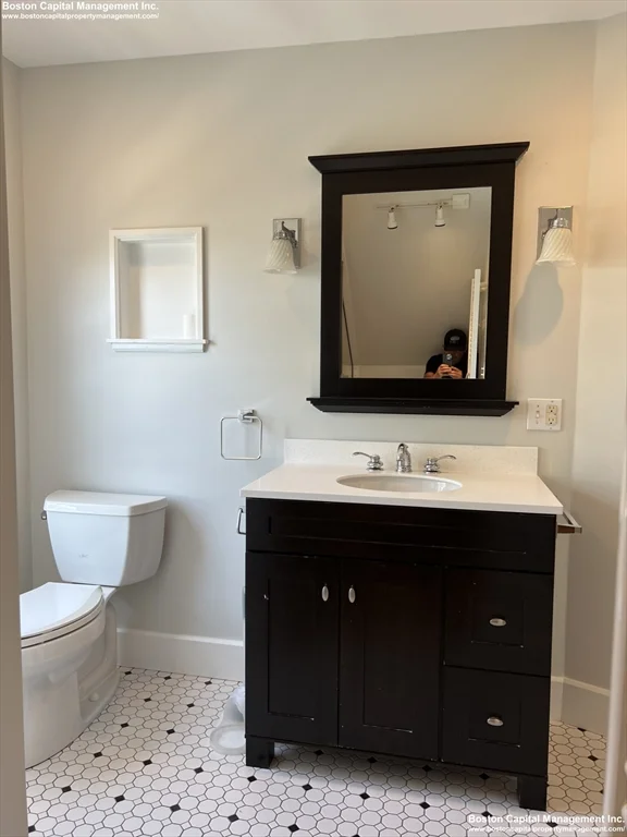 5 bed, 2.5 bath apartment for rent at 28 Albion St Unit APT 2, Powder House Square — photo 20 of 22