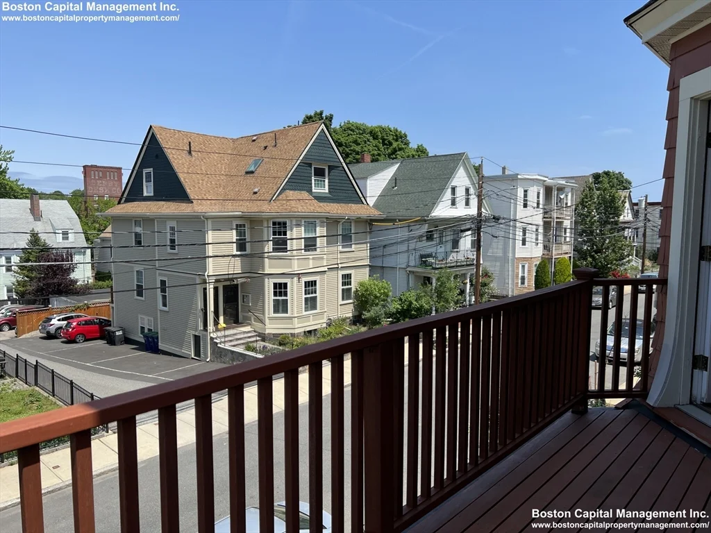 5 bed, 2.5 bath apartment for rent at 28 Albion St Unit APT 2, Powder House Square — photo 17 of 22