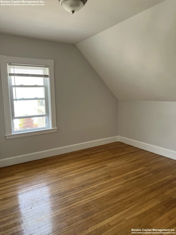 5 bed, 2.5 bath apartment for rent at 28 Albion St Unit APT 2, Powder House Square — photo 6 of 22