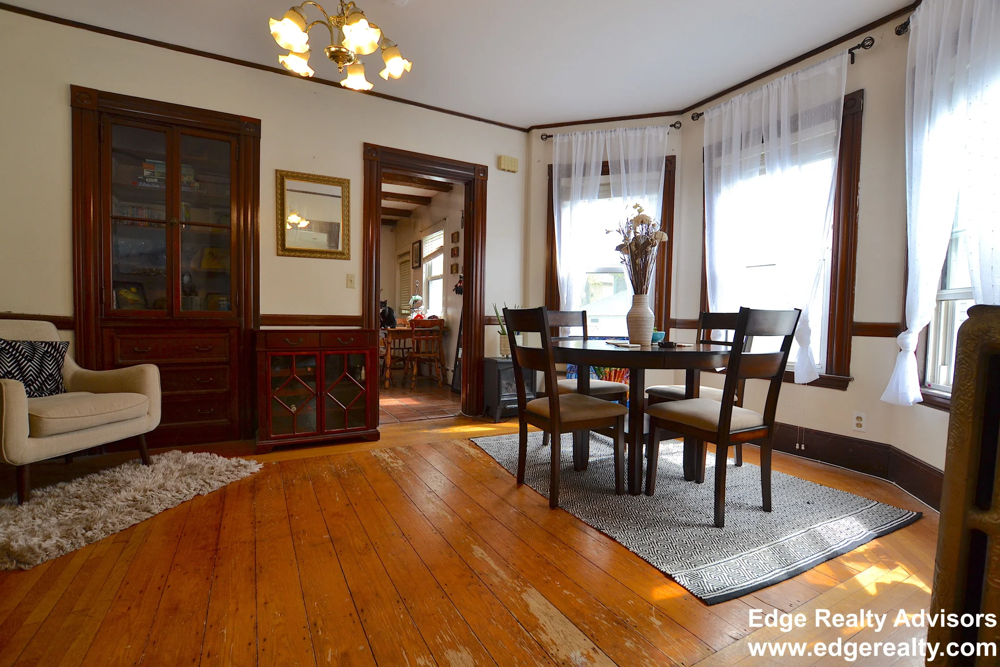3 bed, 2 bath apartment for rent at 28 Aldie St Unit 1, Allston — photo 7 of 16