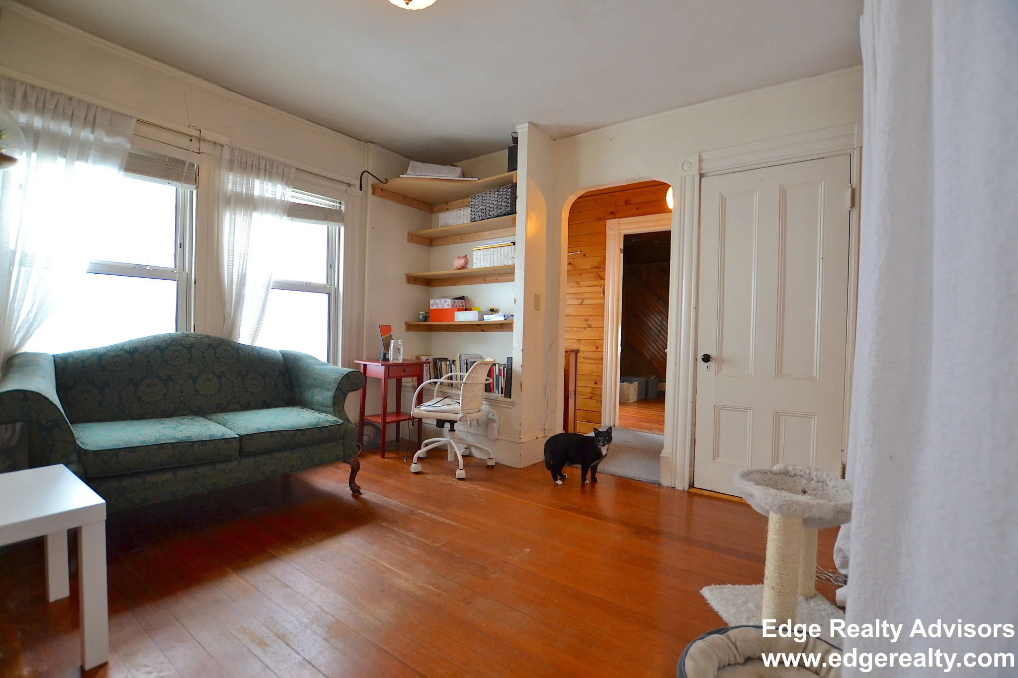 3 bed, 2 bath apartment for rent at 28 Aldie St Unit 1, Allston — photo 10 of 16
