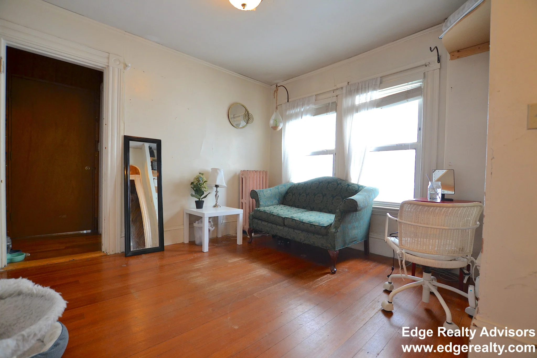 3 bed, 2 bath apartment for rent at 28 Aldie St Unit 1, Allston — photo 11 of 16