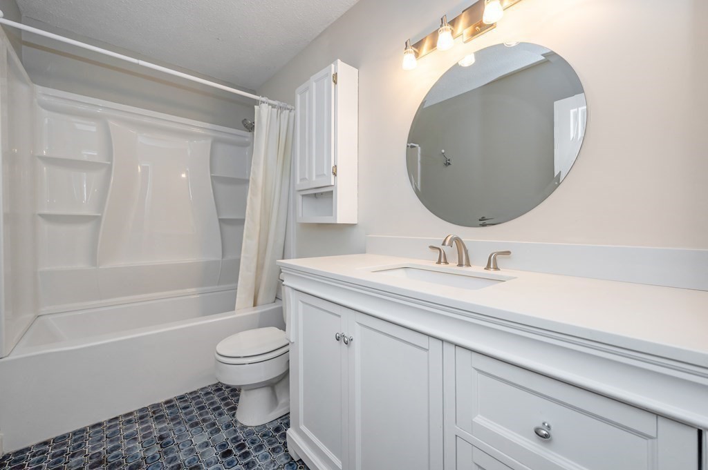 2 bed, 1 bath apartment for rent at 28 Apple Tree Hill Rd Unit 28, Hopkinton — photo 13 of 20