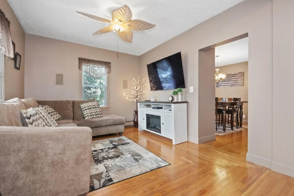 3 bed, 2 bath apartment for rent at 28 Ash St Unit 1, South Side — photo 6 of 23
