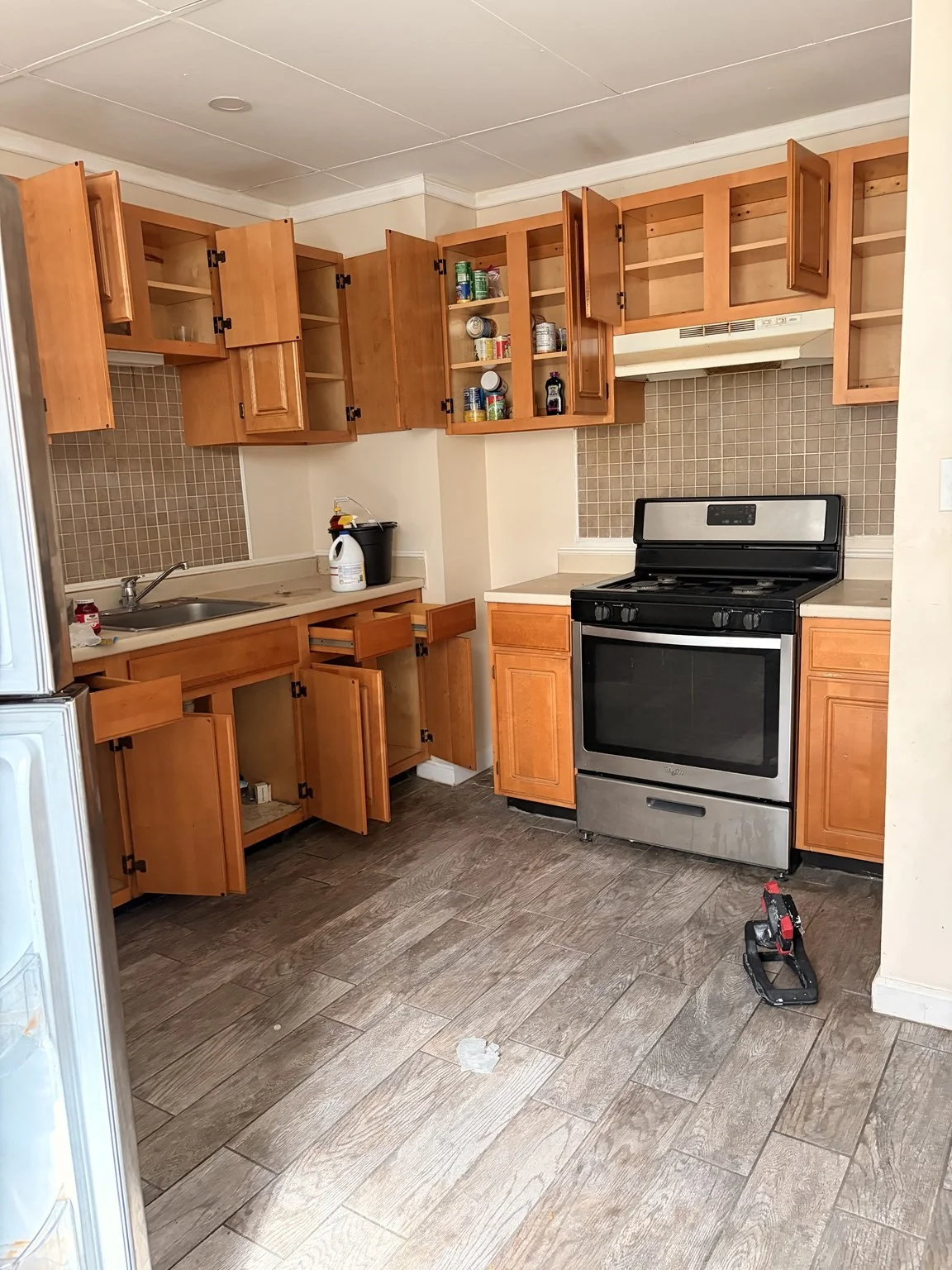 3 bed, 1 bath apartment for rent at 28 Aspinwall Rd Unit 2, Dorchester — photo 2 of 8