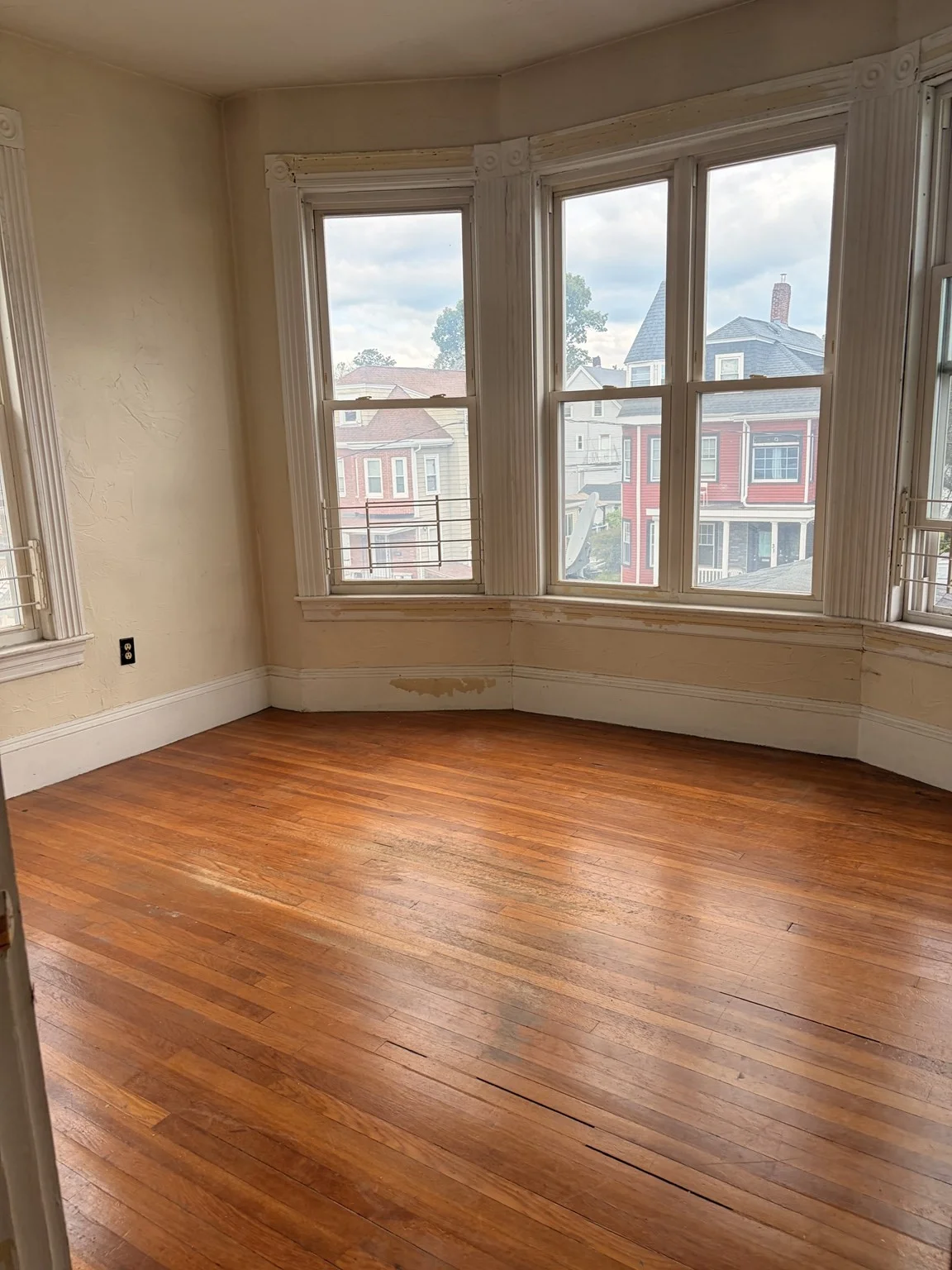 3 bed, 1 bath apartment for rent at 28 Aspinwall Rd Unit 2, Dorchester — photo 8 of 8