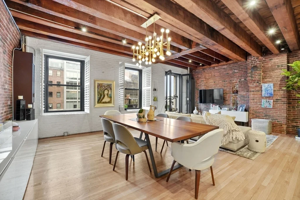 3 bed, 2 bath apartment for rent at 28 Atlantic Ave Unit 317, Waterfront — photo 9 of 35