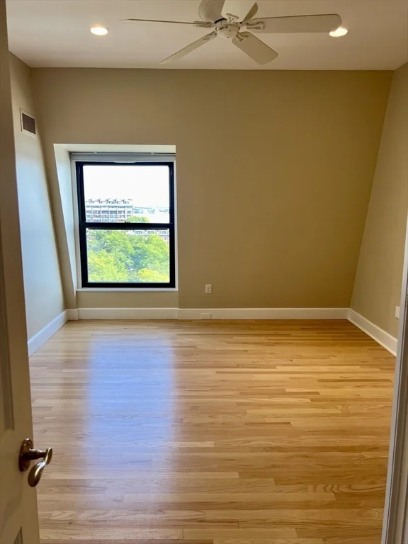 2 bed, 2 bath apartment for rent at 28 Atlantic Ave Unit 635, Waterfront — photo 11 of 18