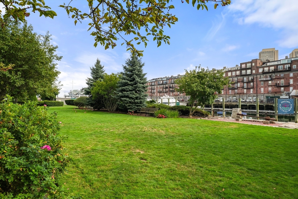 2 bed, 2 bath apartment for rent at 28 Atlantic Ave Unit 638, Waterfront — photo 31 of 34