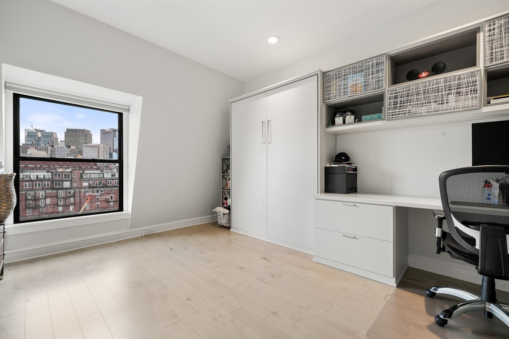 2 bed, 2 bath apartment for rent at 28 Atlantic Ave Unit 638, Waterfront — photo 16 of 34
