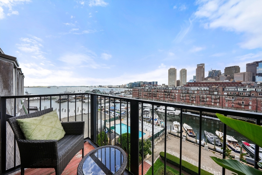 2 bed, 2 bath apartment for rent at 28 Atlantic Ave Unit 638, Waterfront — photo 13 of 34