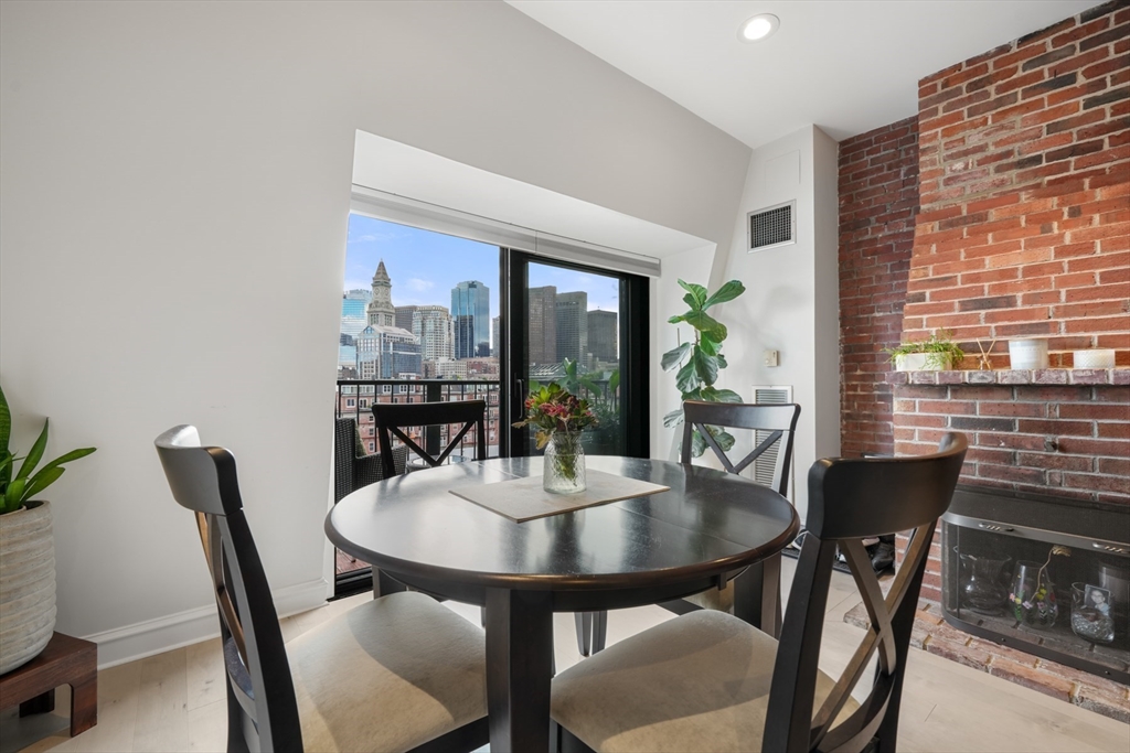 2 bed, 2 bath apartment for rent at 28 Atlantic Ave Unit 638, Waterfront — photo 9 of 34