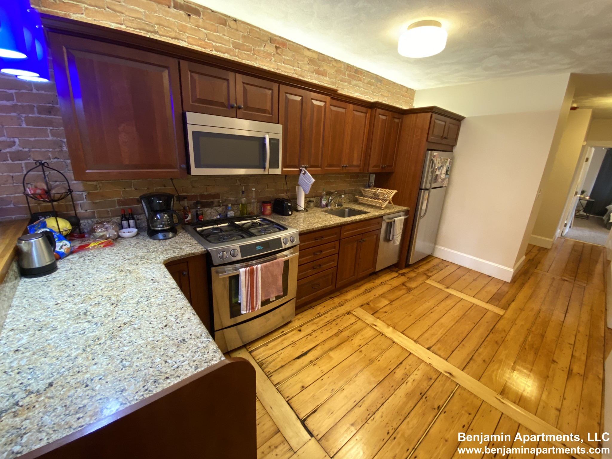 2 bed, 1 bath apartment for rent at 28 Beacon St Unit 2F, Chelsea — photo 2 of 12