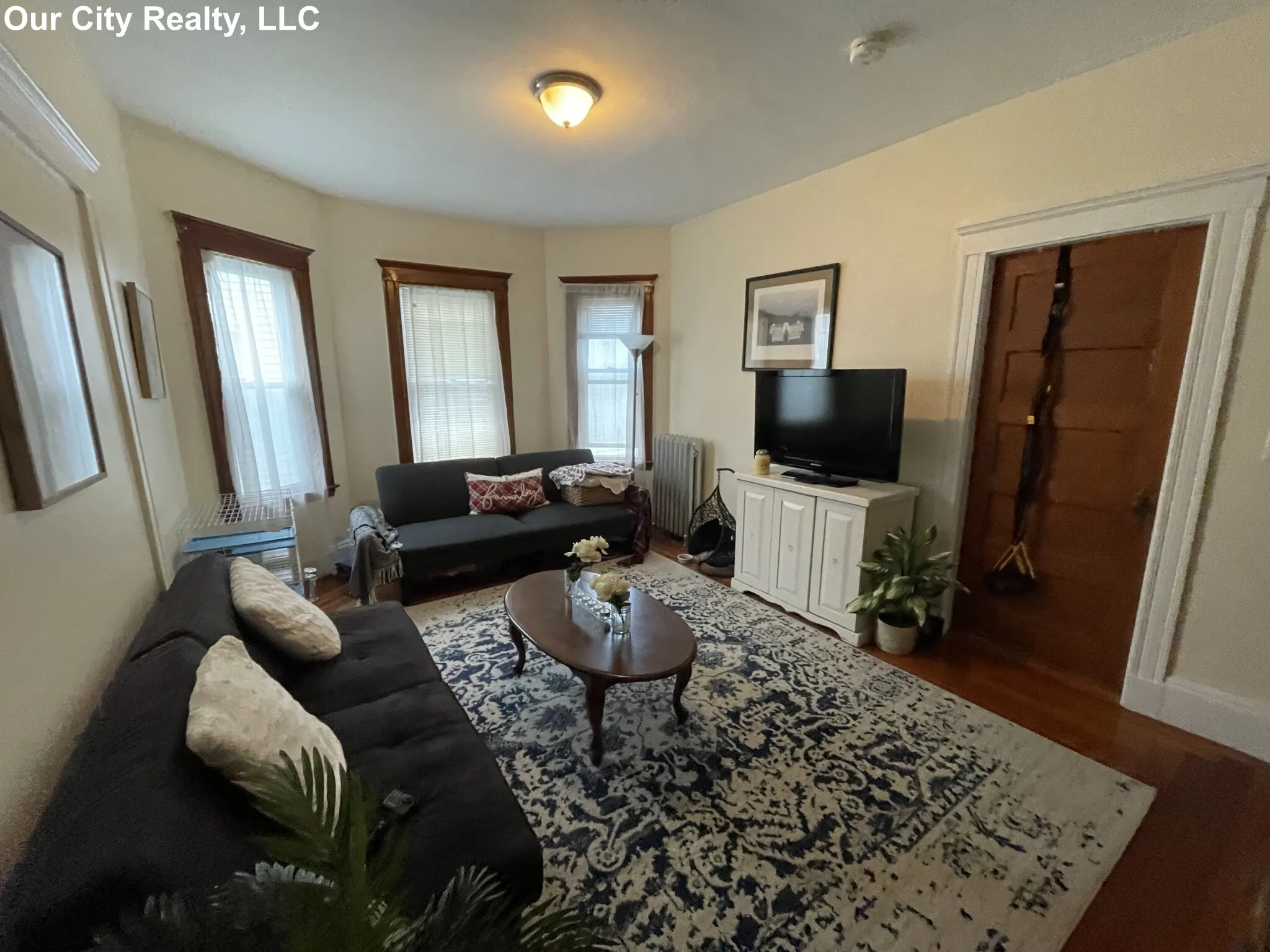 3 bed, 1 bath apartment for rent at 28 Belknap St Unit 3, West Somerville — photo 8 of 10