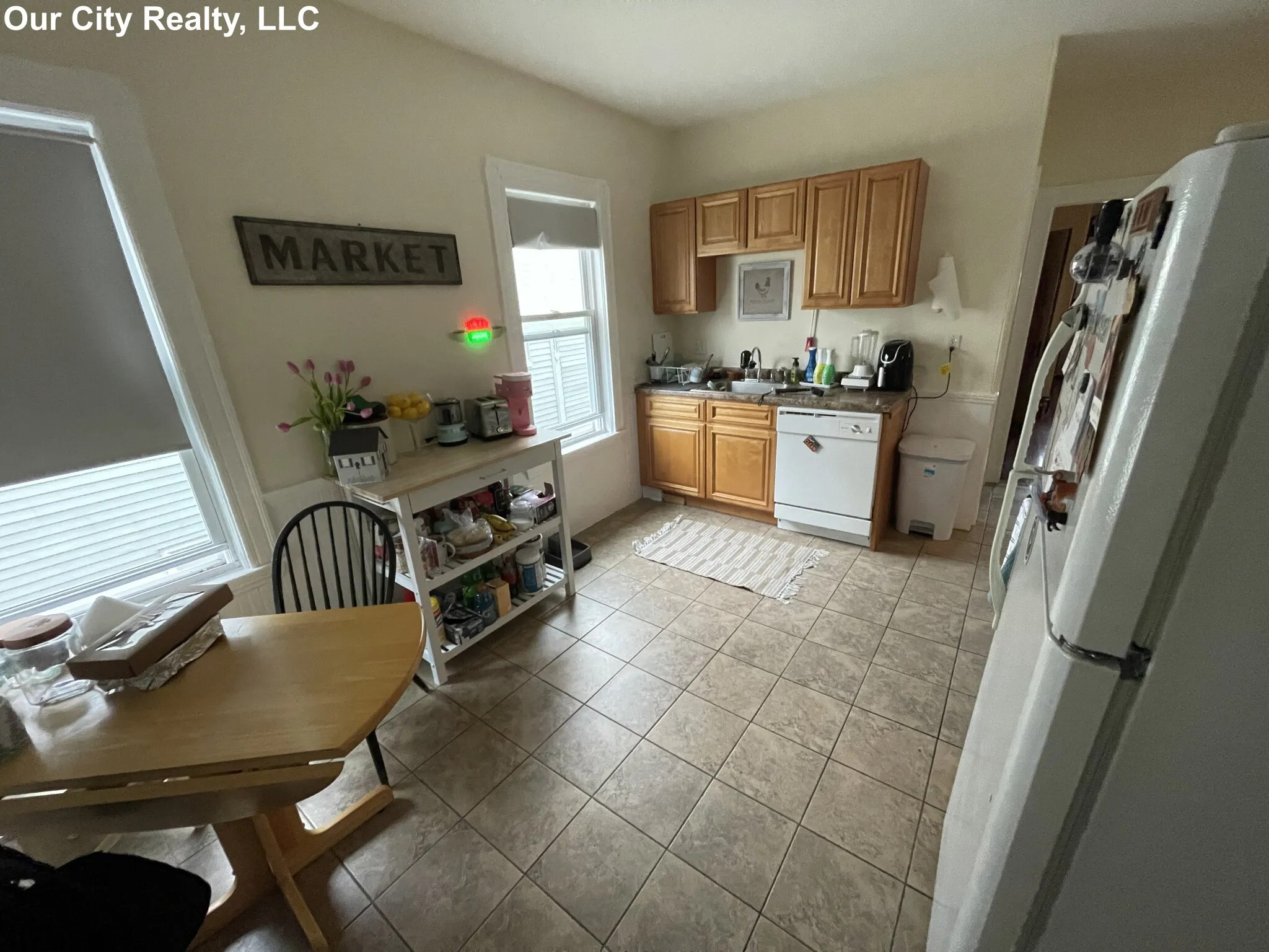 3 bed, 1 bath apartment for rent at 28 Belknap St Unit 3, West Somerville — photo 7 of 10