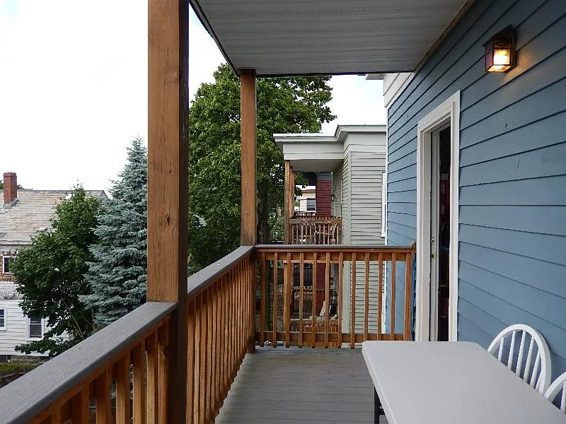 3 bed, 1 bath apartment for rent at 28 Belknap St Unit 3, West Somerville — photo 5 of 10