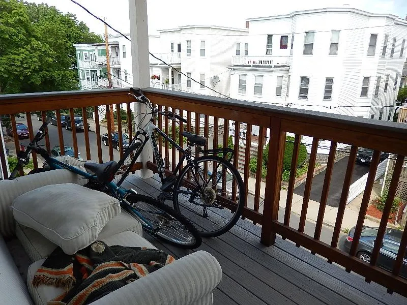 3 bed, 1 bath apartment for rent at 28 Belknap St Unit 3, West Somerville — photo 6 of 10