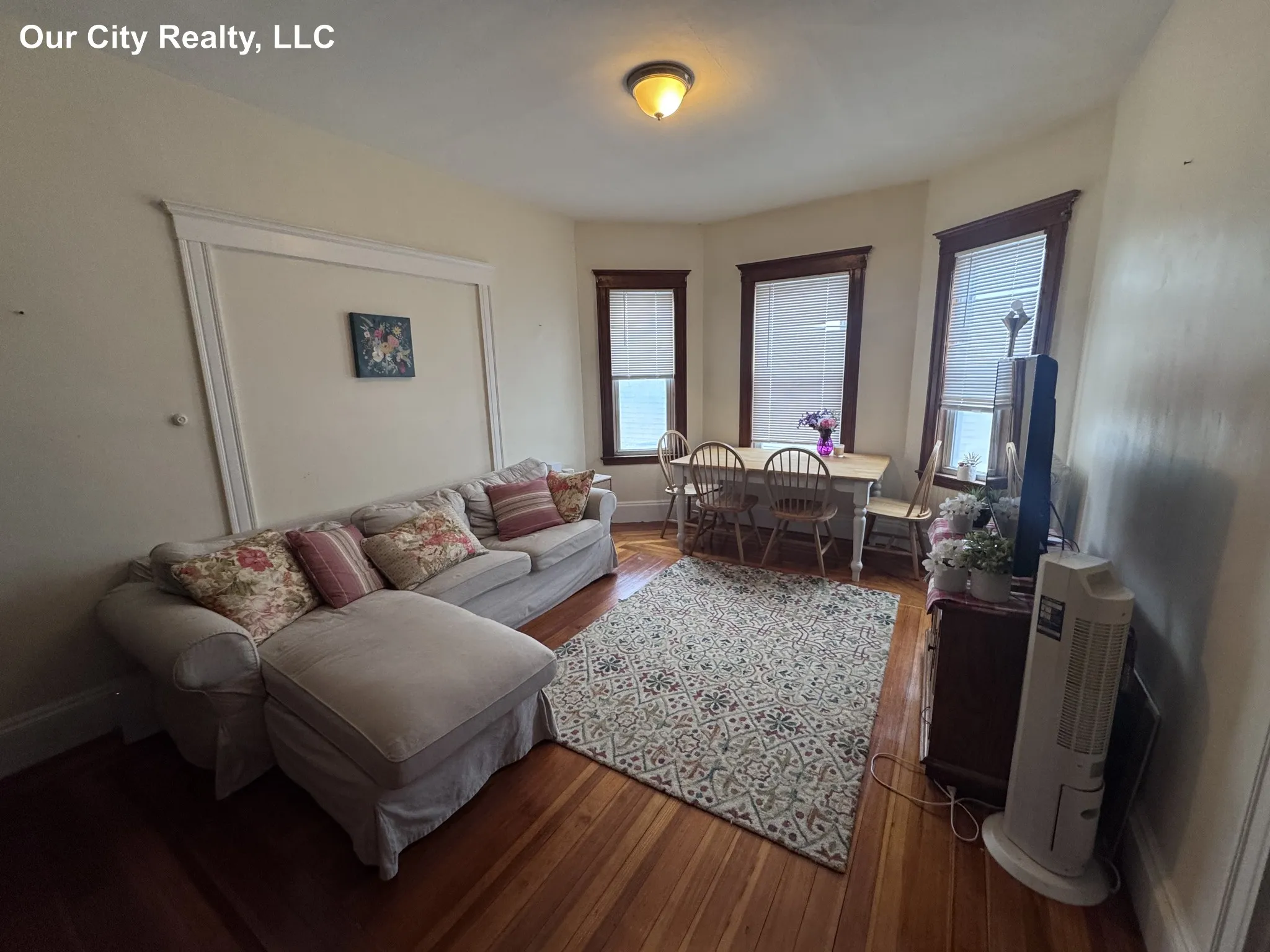 3 bed, 1 bath apartment for rent at 28 Belknap St Unit 3, West Somerville