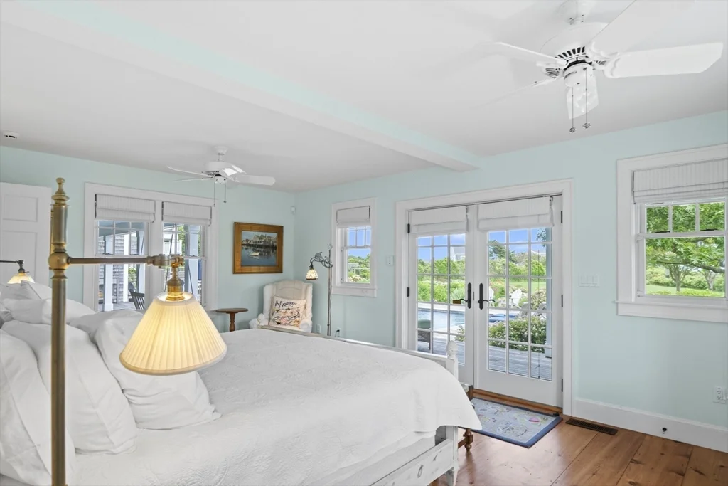 7 bed, 4+ bath apartment for rent at 28 Bosworth St, Nantucket — photo 16 of 34