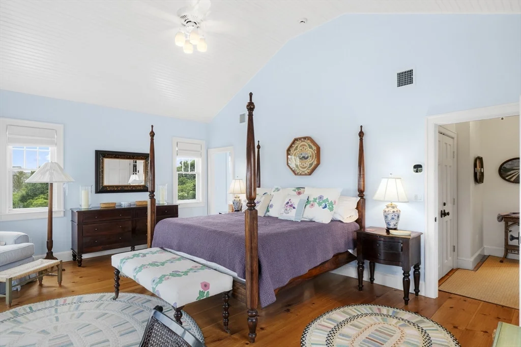 7 bed, 4+ bath apartment for rent at 28 Bosworth St, Nantucket — photo 9 of 34