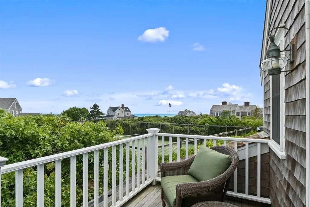 7 bed, 4+ bath apartment for rent at 28 Bosworth St, Nantucket — photo 10 of 34
