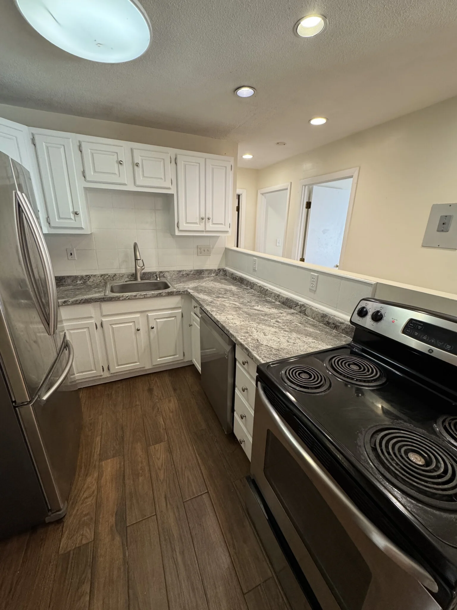2 bed, 1 bath apartment for rent at 28 Brentwood Unit 11, Allston