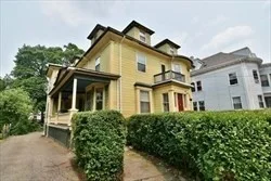 3 bed, 1 bath apartment for rent at 28 Brookledge Unit 1, Roxbury — photo 10 of 10